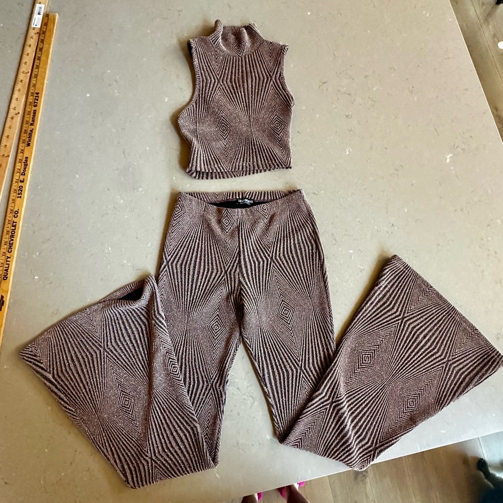 Fashion Nova Brown Patterned Shimmer Glitter Knit Set, Disco 70s SEXY Flared S